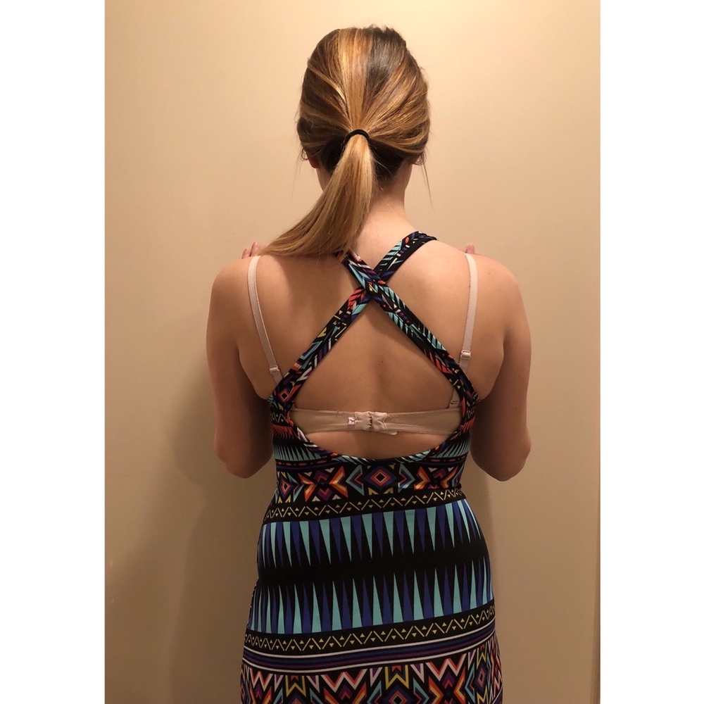 Geometric Print Maxi-Dress - Picture 3 of 4